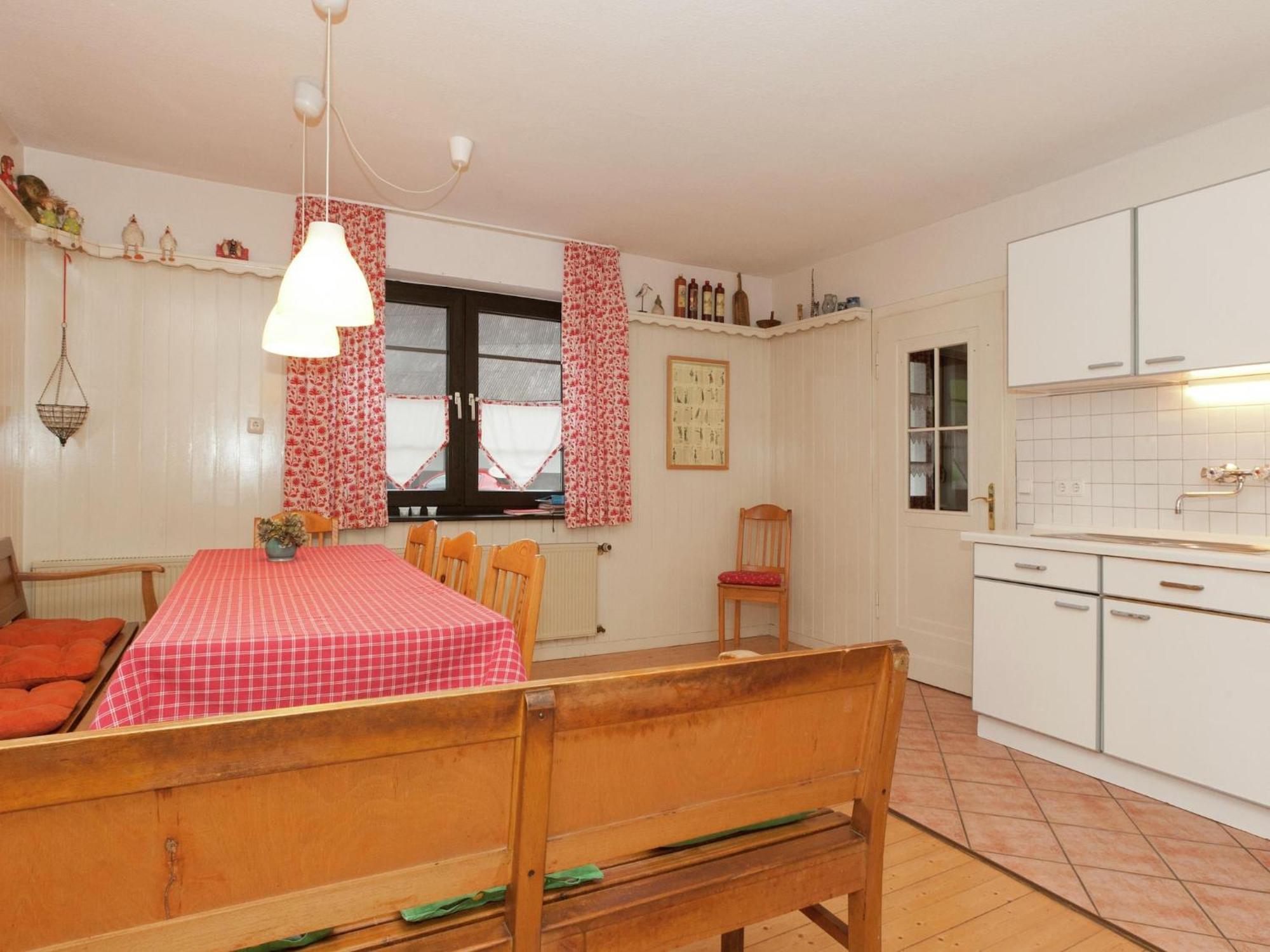 Cosy Apartment In Menkhausen Near The Ski Area Schmallenberg Extérieur photo