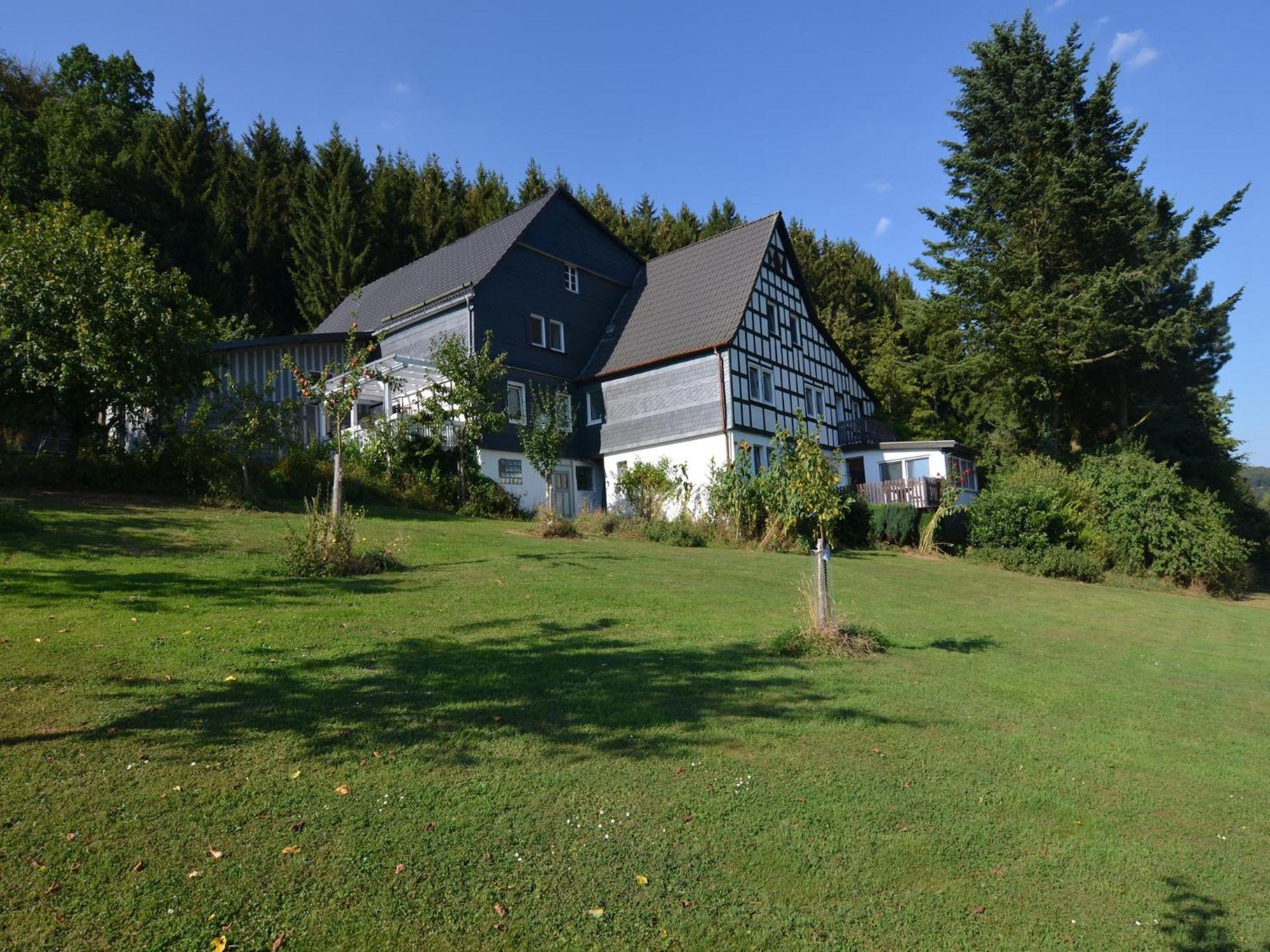 Cosy Apartment In Menkhausen Near The Ski Area Schmallenberg Extérieur photo
